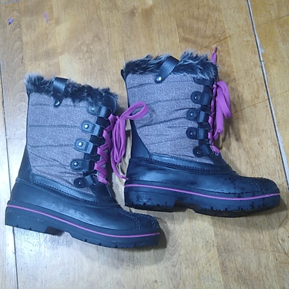 Girls Snow Boots Size 6